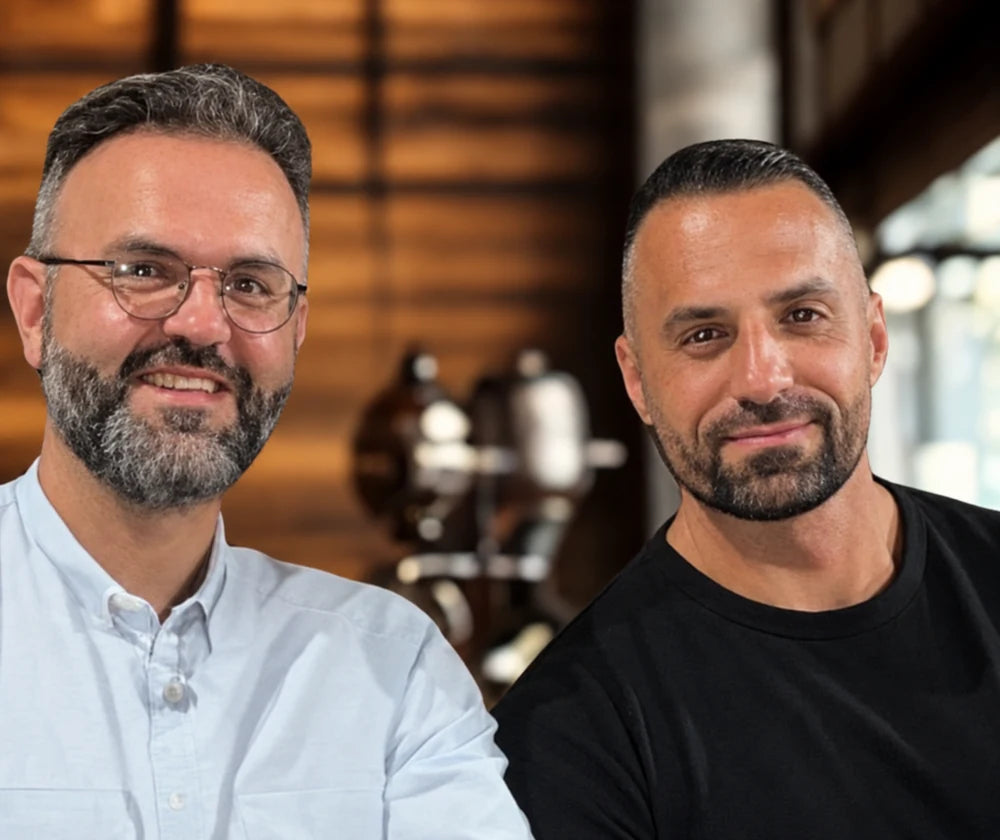 Theocharis und Panagiotis, die Gründer von CAFEONI